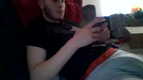 Snapshot of yung_henny07 chatting on 10.18.25 yung_henny07 online show from 10.18.25