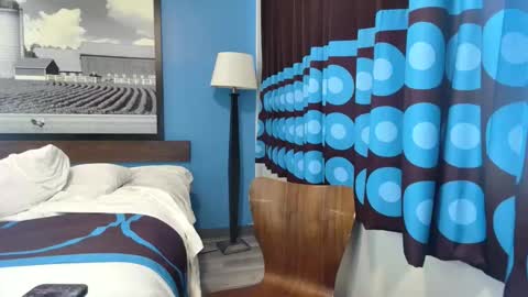 yungbul1 online show from 12.01.25