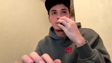 yungstudbev online show from 09.24.25