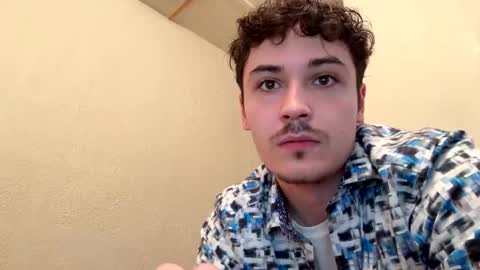 yungstudbev online show from 10.07.25