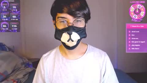 Snapshot of yuniorb chatting on 10.20.25 the puppy boy online show from 10.20.25