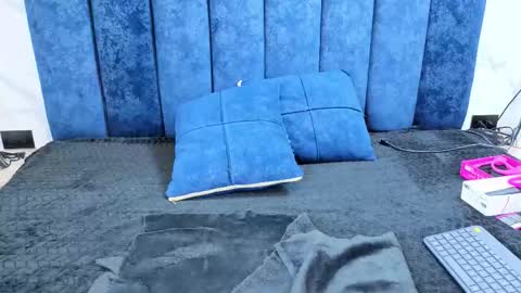 yunkeyc online show from 11.21.25