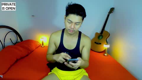 Snapshot of yuri_nation chatting on 12.15.24 yuri nation online show from 12.15.24