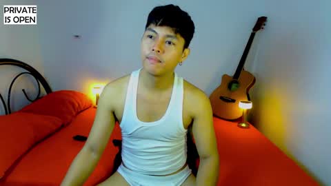 Snapshot of yuri_nation chatting on 12.17.24 yuri nation online show from 12.17.24