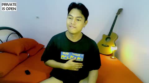 Snapshot of yuri_nation chatting on 12.24.24 yuri nation online show from 12.24.24