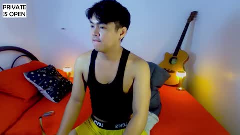 Snapshot of yuri_nation chatting on 02.10.25 yuri nation online show from 02.10.25