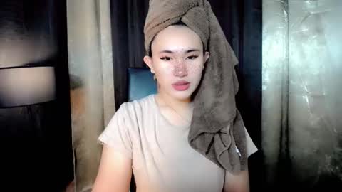 Snapshot of yuriyumixx_xoxo chatting on 10.24.25 yuriyumixx_xoxo online show from 10.24.25