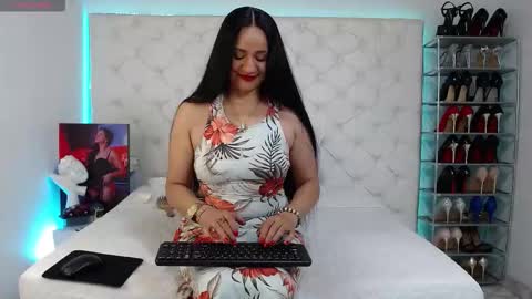    2  online show from 10.15.25