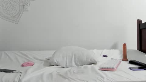 yuyang04 online show from 04.18.26