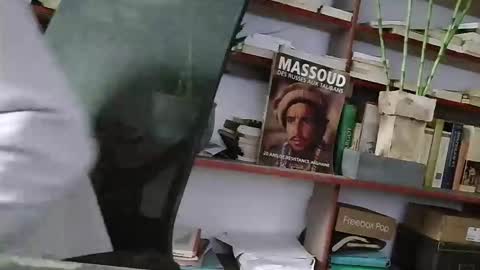 yvanbonar181018 online show from 09.16.25