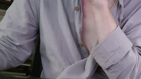 yvanbonar181018 online show from 09.18.25