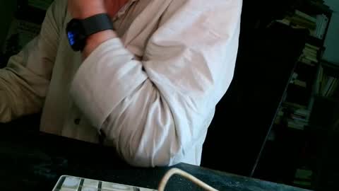 yvanbonar181018 online show from 10.02.25