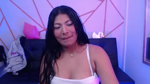 Snapshot of yvanna__smith chatting on 03.02.26 yvanna__smith online show from 03.02.26