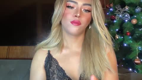 Miss Cali online show from 12.17.24