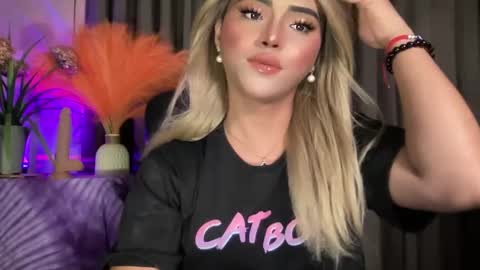 Miss Cali online show from 01.17.25