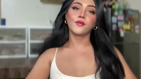 Miss Cali online show from 11.16.25