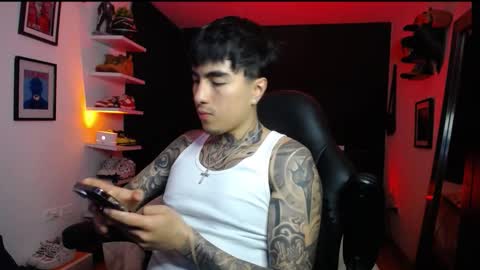 Snapshot of zac_muller1 chatting on 09.30.25 zac_muller1 online show from 09.30.25