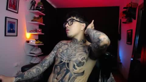 Snapshot of zac_muller1 chatting on 10.13.25 zac_muller1 online show from 10.13.25