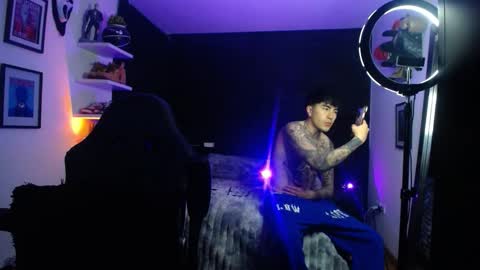 Snapshot of zac_muller1 chatting on 11.11.25 zac_muller1 online show from 11.11.25