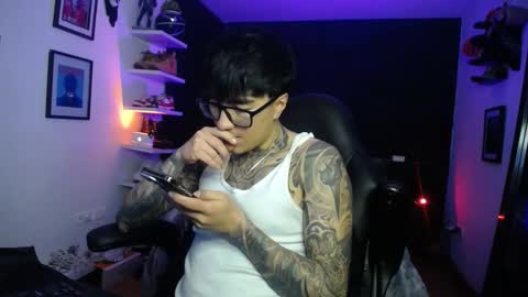 Snapshot of zac_muller1 chatting on 11.16.25 zac_muller1 online show from 11.16.25