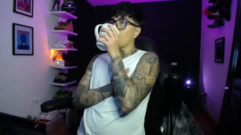 zac_muller1 online show from 12.16.25