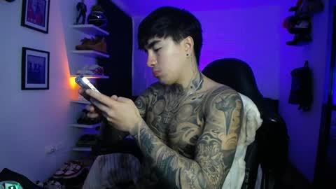 zac_muller1 online show from 04.05.26