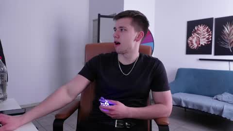 ZACK GILLIAN online show from 05.28.26