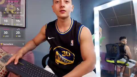 Snapshot of zack_miller24 chatting on 02.17.25 Zack online show from 02.17.25