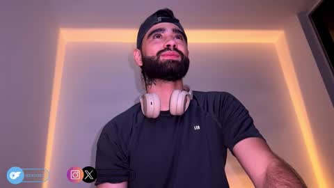 zack_sullivan22 online show from 09.24.25