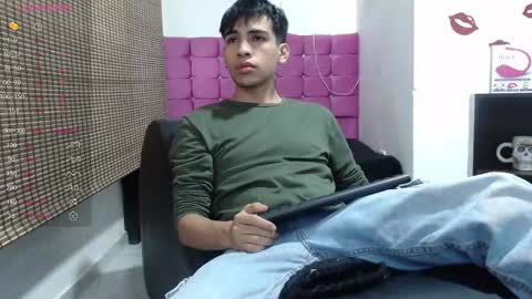 Snapshot of zack_xtreme chatting on 12.19.24 Xavi online show from 12.19.24