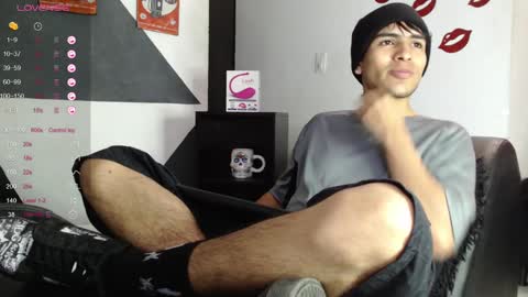 Snapshot of zack_xtreme chatting on 03.02.25 Xavi online show from 03.02.25