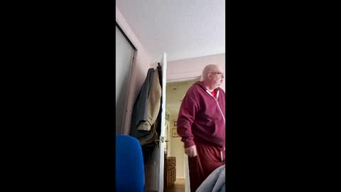 Snapshot of zacsmithuk chatting on 02.16.26 Zac Smitj online show from 02.16.26