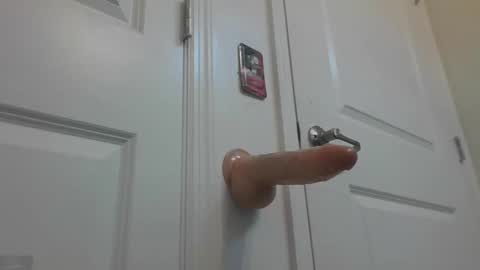 Snapshot of zaddypeg123 chatting on 10.18.25 zaddypeg123 online show from 10.18.25