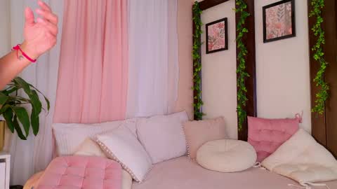   online show from 04.26.26