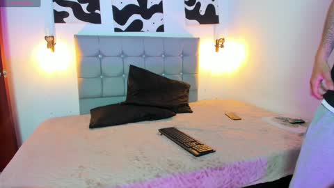 zafira and zyo online show from 02.08.25