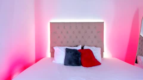 Snapshot of zafiro__brown chatting on 10.20.25 Zafiro Brown online show from 10.20.25