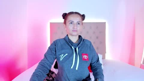 Snapshot of zafiro__brown chatting on 10.25.25 Zafiro Brown online show from 10.25.25