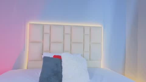 Zafiro Brown online show from 11.26.25