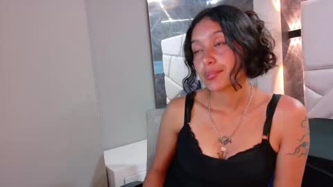 Zafiro online show from 09.12.25