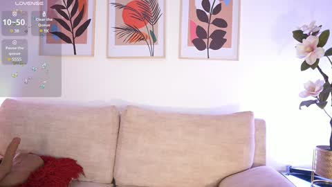 Snapshot of zahrawilliams chatting on 12.20.24 Zara Williams online show from 12.20.24