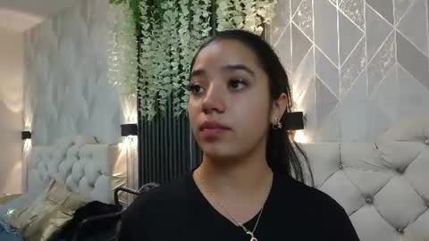 Zaira Bonny online show from 08.01.26