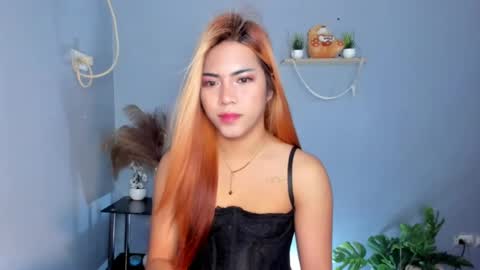 Snapshot of zairaaaaa chatting on 06.25.26 Zai online show from 06.25.26