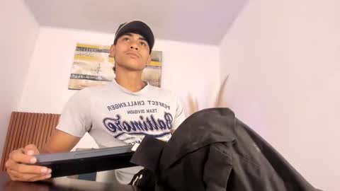 Zander online show from 03.05.26