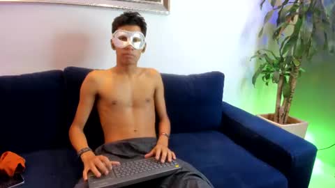 Snapshot of zane_belville chatting on 07.20.26 Zane Belville online show from 07.20.26