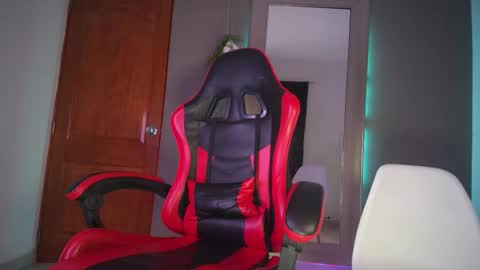 Snapshot of zanty2308 chatting on 09.22.25 Tiiago Mallz online show from 09.22.25