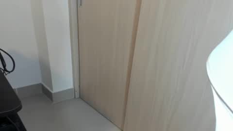 Snapshot of zanxley_ chatting on 12.07.24 zanxley_ online show from 12.07.24