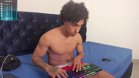 Snapshot of zanxley_ chatting on 02.25.25 zanxley_ online show from 02.25.25