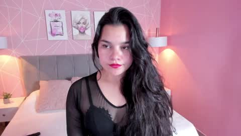 Zara Sweet  online show from 12.31.24