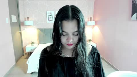 Zara Sweet  online show from 01.06.25