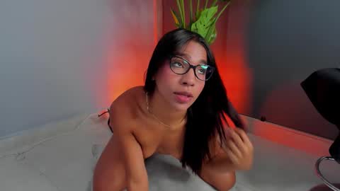 Snapshot of zara_leee chatting on 02.24.26 Zara online show from 02.24.26